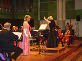Eva Magnusson sngsolist och Helen Grnberg dirigent vid konsert med Arosorkestern hos Sveriges Radio, Studio 2 den 22 april 2007.