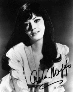 Anna Moffo.